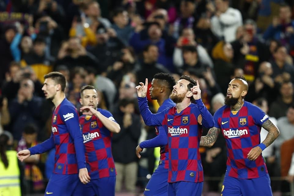 Vòng 27 La Liga: Barca thắng nhọc Sociedad