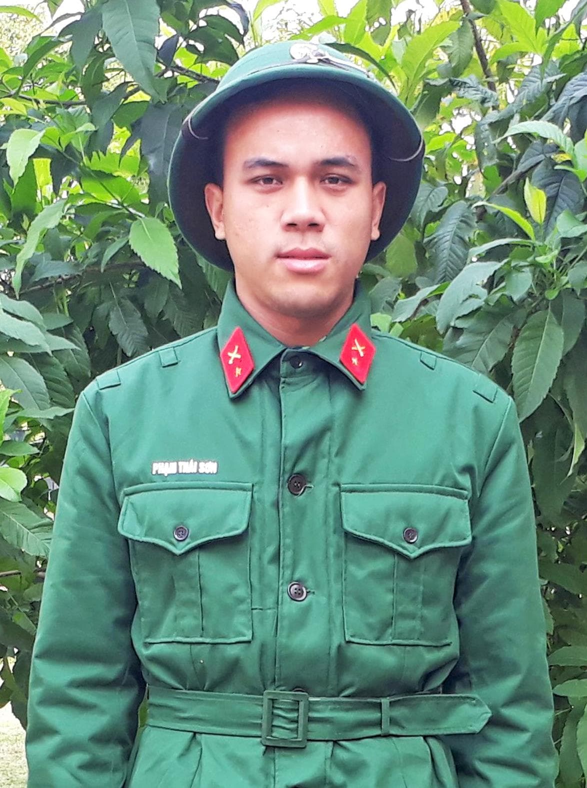Thu nhập cao vẫn thích vào quân ngũ