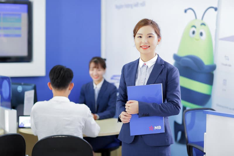 Ngân hàng Quân đội tặng Bảo hiểm Corona cho chủ thẻ tín dụng mới