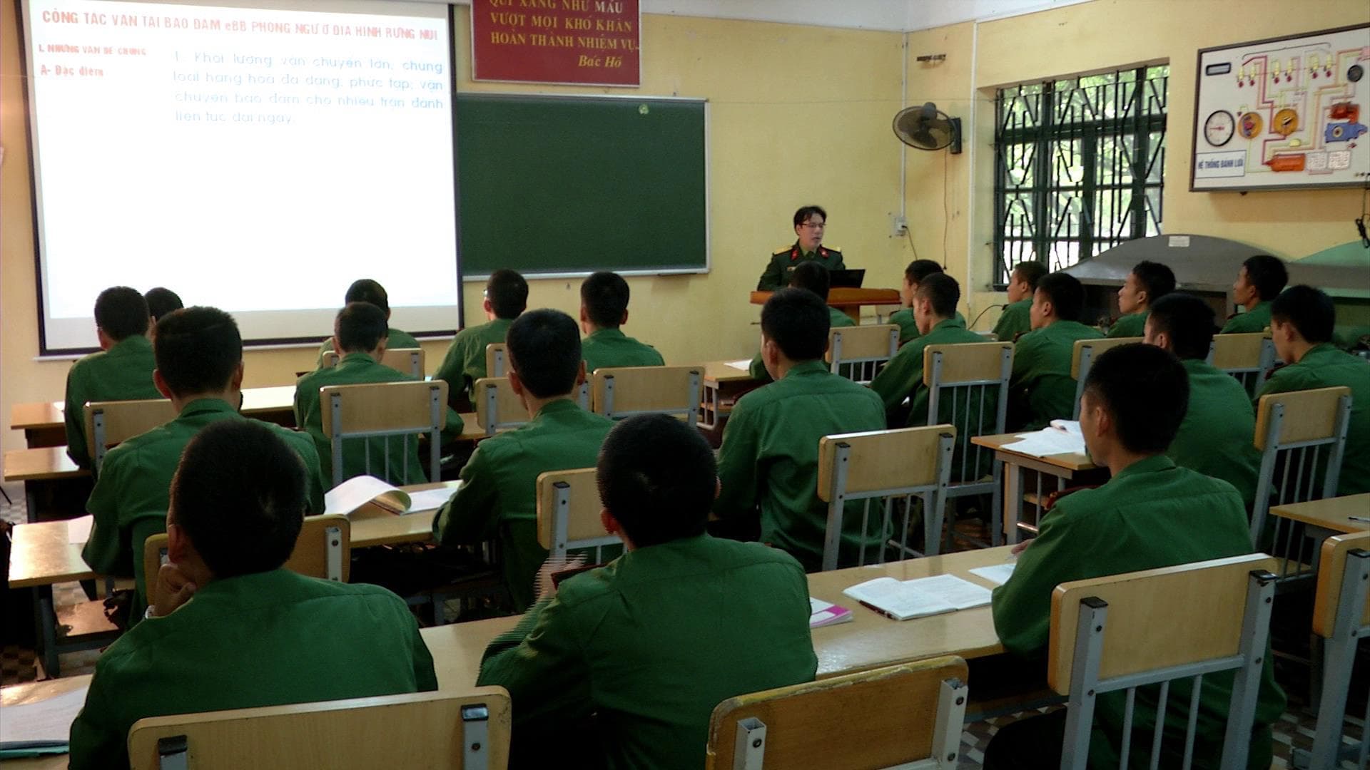 Người thầy tâm huyết và bình dị
