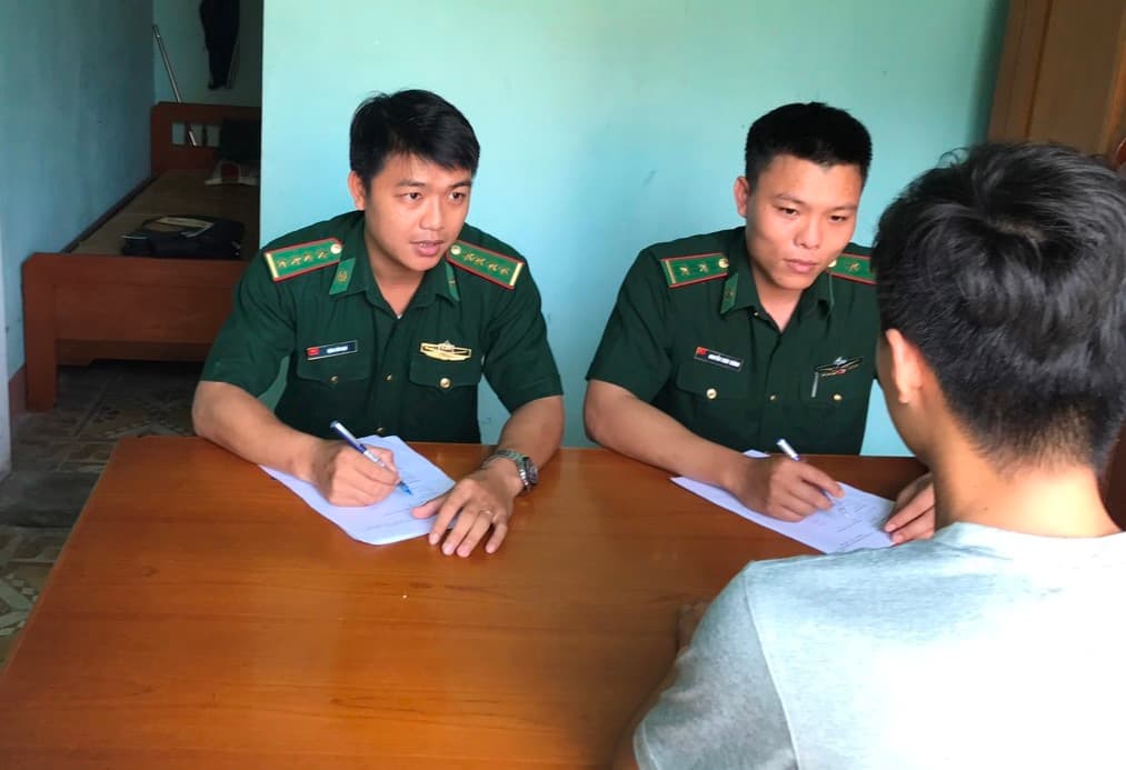 Việc gì khó có Phó đồn trưởng