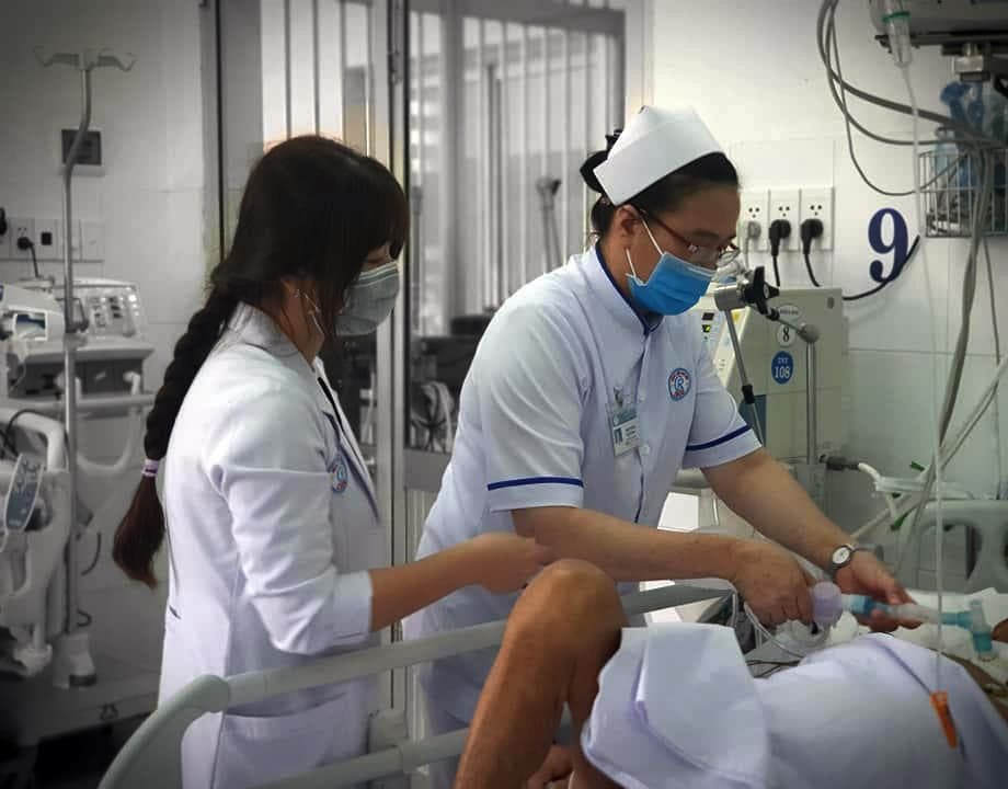 Nữ bác sĩ tiên phong trên tuyến đầu chống dịch Covid-19