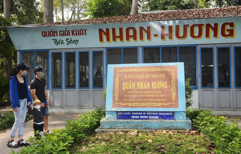 “Quán biệt động” trong Thảo Cầm Viên