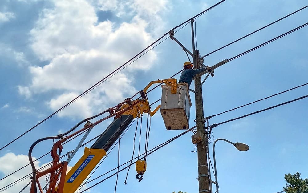 Hoàn thành giai đoạn 3 công trình cấp điện cho Bệnh viện dã chiến huyện Củ Chi