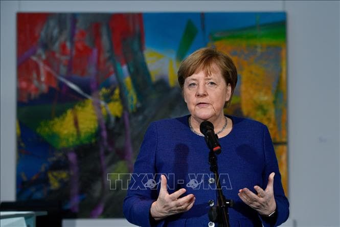 Thủ tướng Đức Angela Merkel phải tự cách ly ở nhà