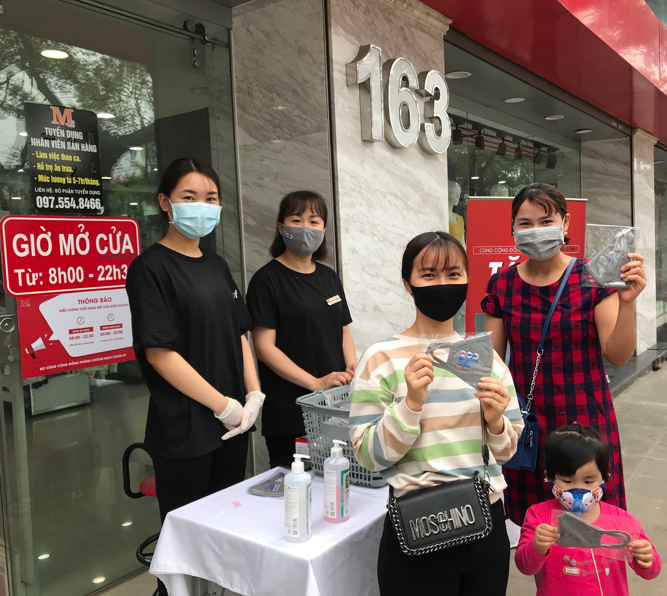 M2 chung tay đẩy lùi dịch Covid-19