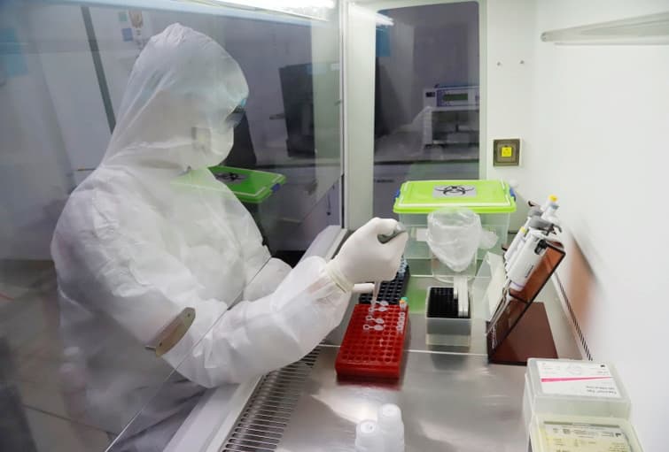 Virus corona có thể “âm thầm” ở trên người lâu nay