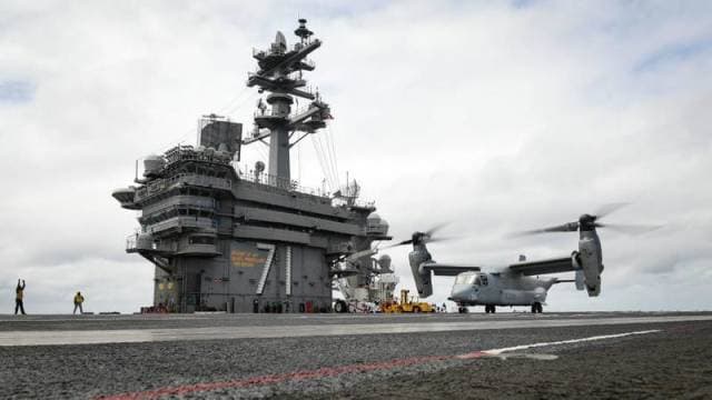 Tại sao Mỹ chưa sơ tán thủy thủ nhiễm Covid-19 trên tàu sân bay CVN-71 Theodore Roosvelt ?
