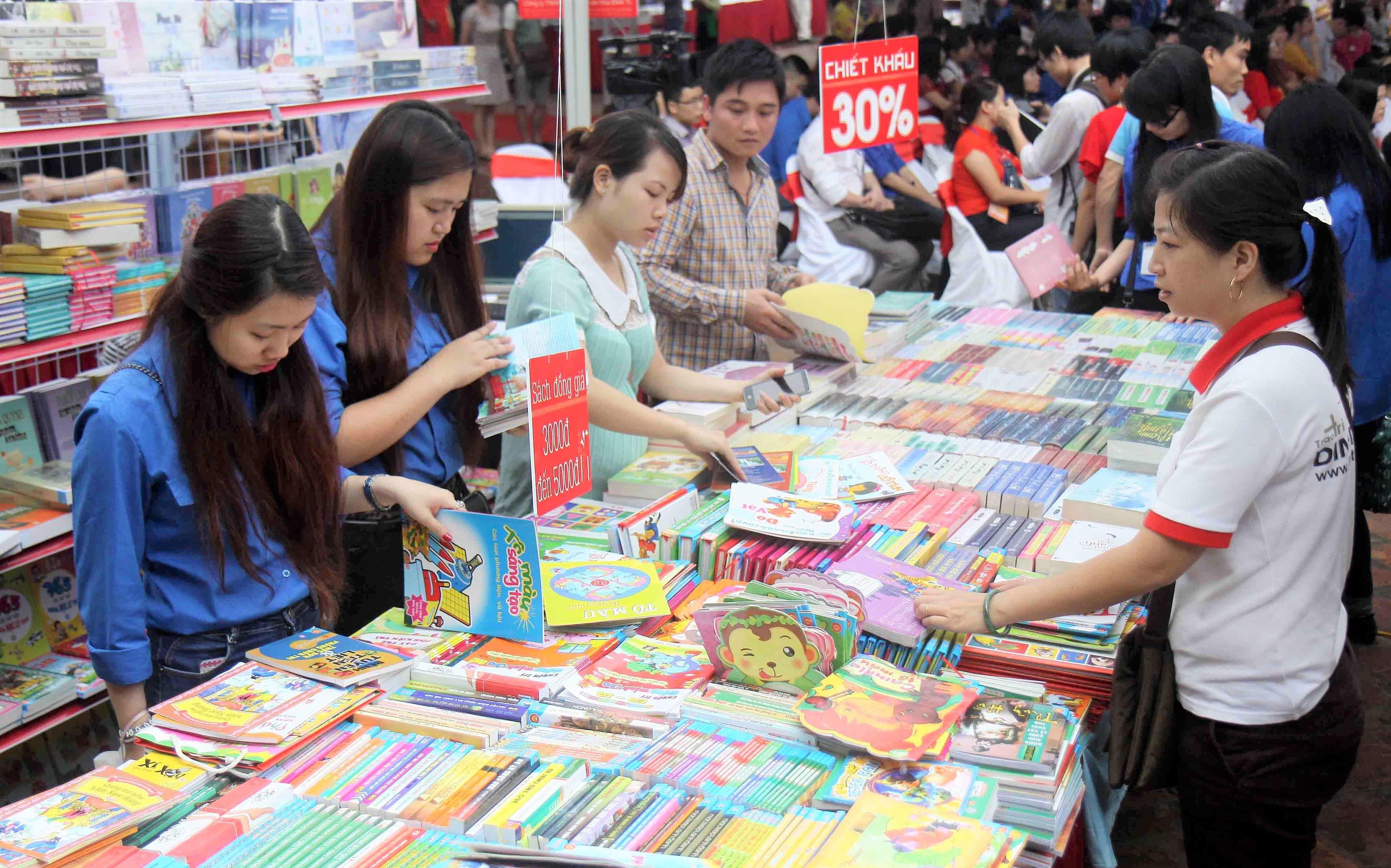 Hướng đi mới cho sách