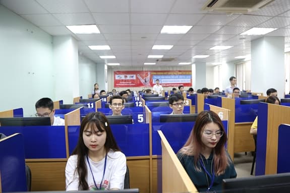 Phát động thi lập trình trực tuyến chống Covid-19
