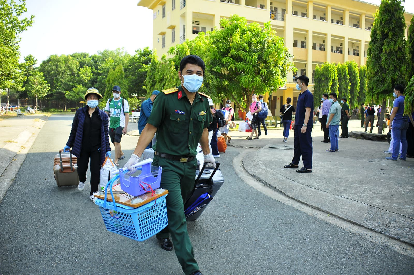 LLVT TP Hồ Chí Minh: Tô thắm hình ảnh Bộ đội Cụ Hồ trong mùa dịch