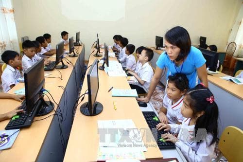 Trẻ em đối mặt với nhiều nguy cơ bị xâm hại trên môi trường mạng