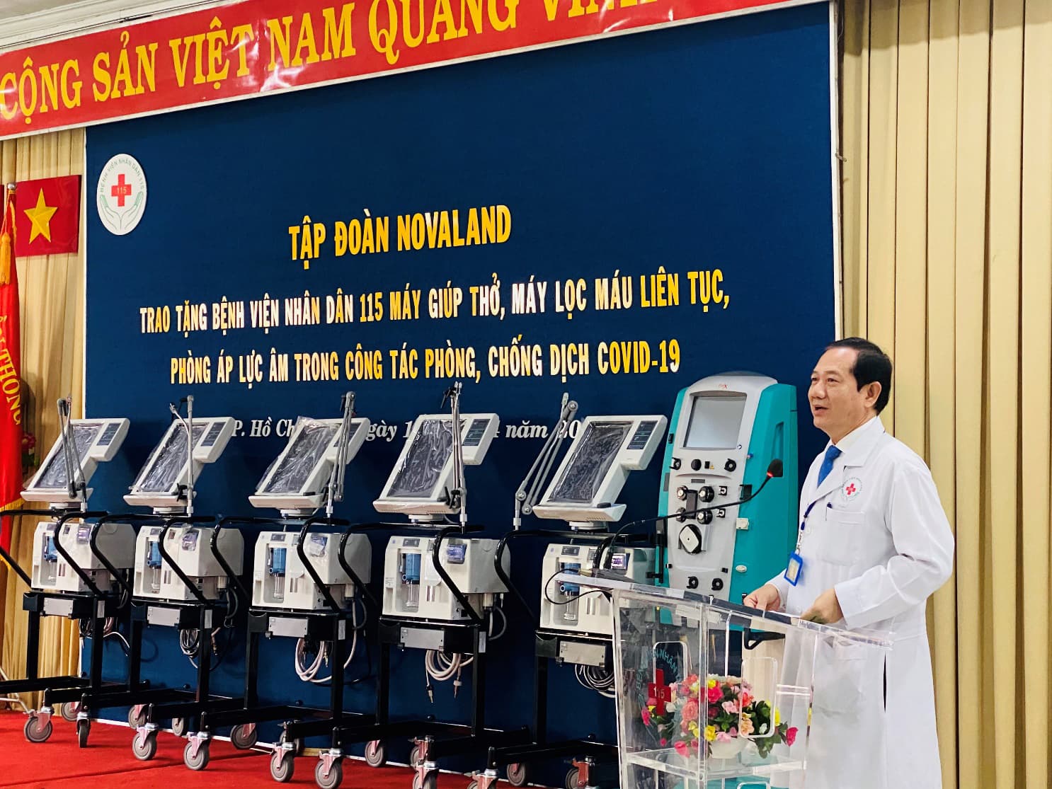 Tập đoàn Novaland trao tặng trang thiết bị y tế trị giá 10 tỷ đồng đến Bệnh viện Nhân dân 115