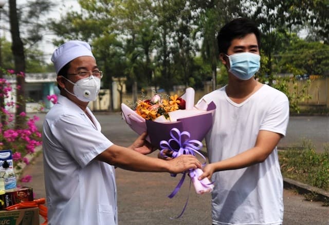 Việt Nam đã có 225 người mắc Covid-19 được công bố khỏi bệnh