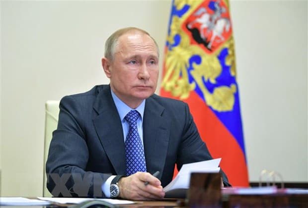 Tổng thống V.Putin ký ban hành luật đơn giản hóa thủ tục nhập quốc tịch Nga