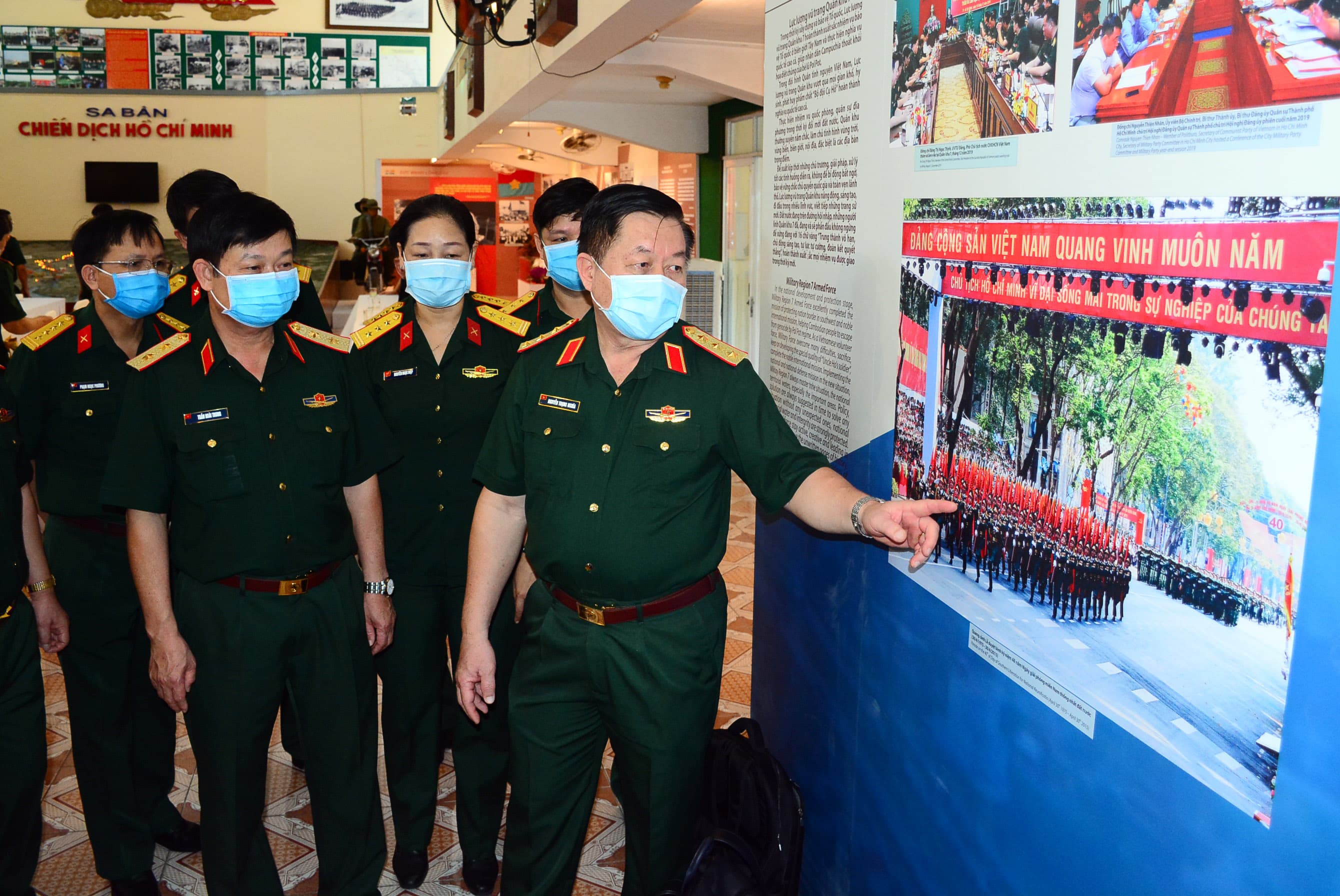 Triển lãm chuyên đề “Mùa xuân đại thắng”