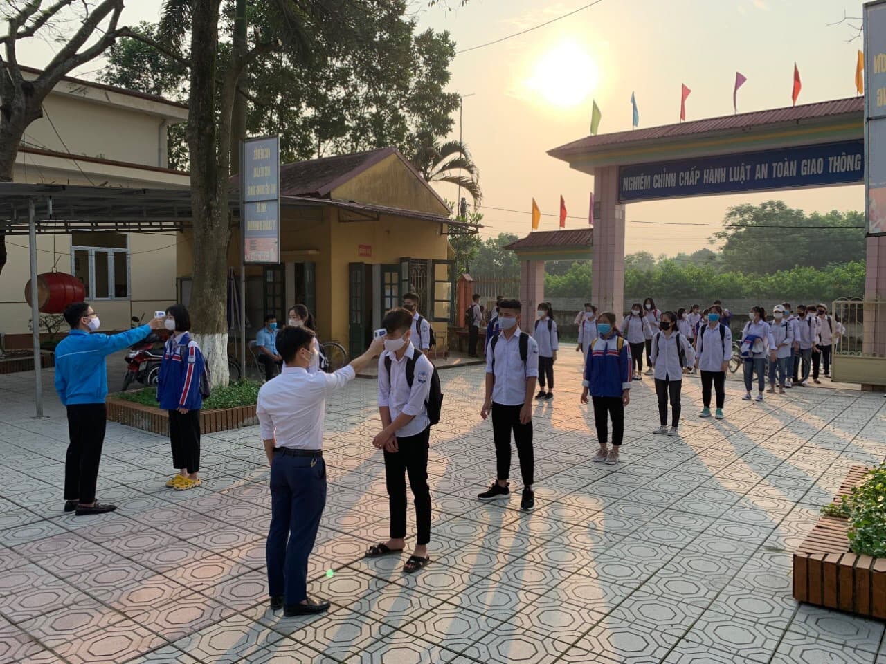 Ngày vui trở lại!