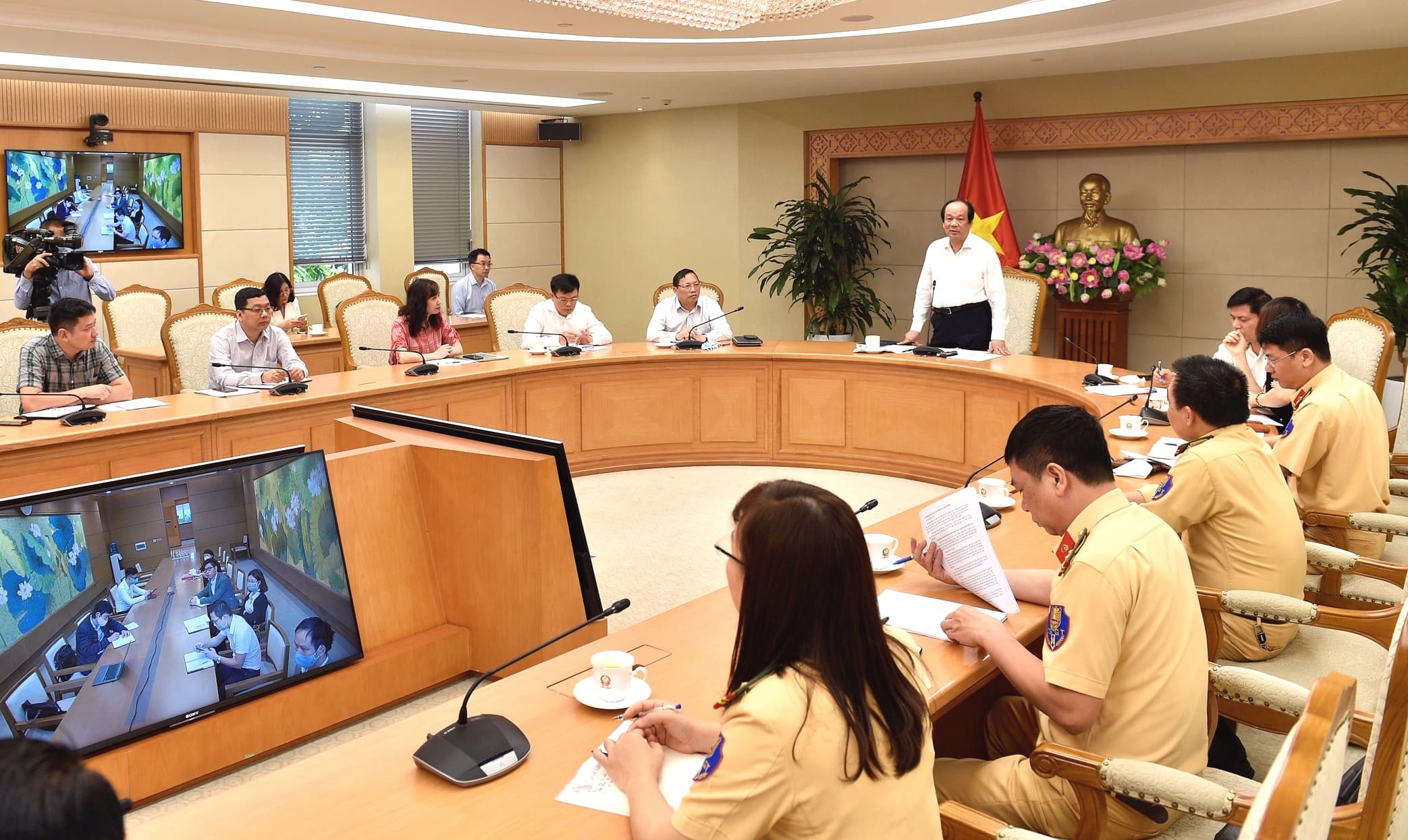 Triển khai nộp phạt vi phạm giao thông qua mạng trên toàn quốc trước ngày 30-6