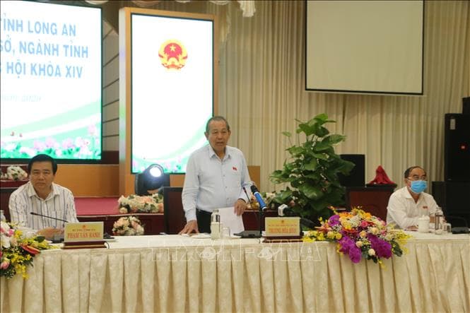 Đoàn Đại biểu Quốc hội tỉnh Long An tiếp thu ý kiến cử tri trước kỳ họp thứ 9, Quốc hội khóa XIV