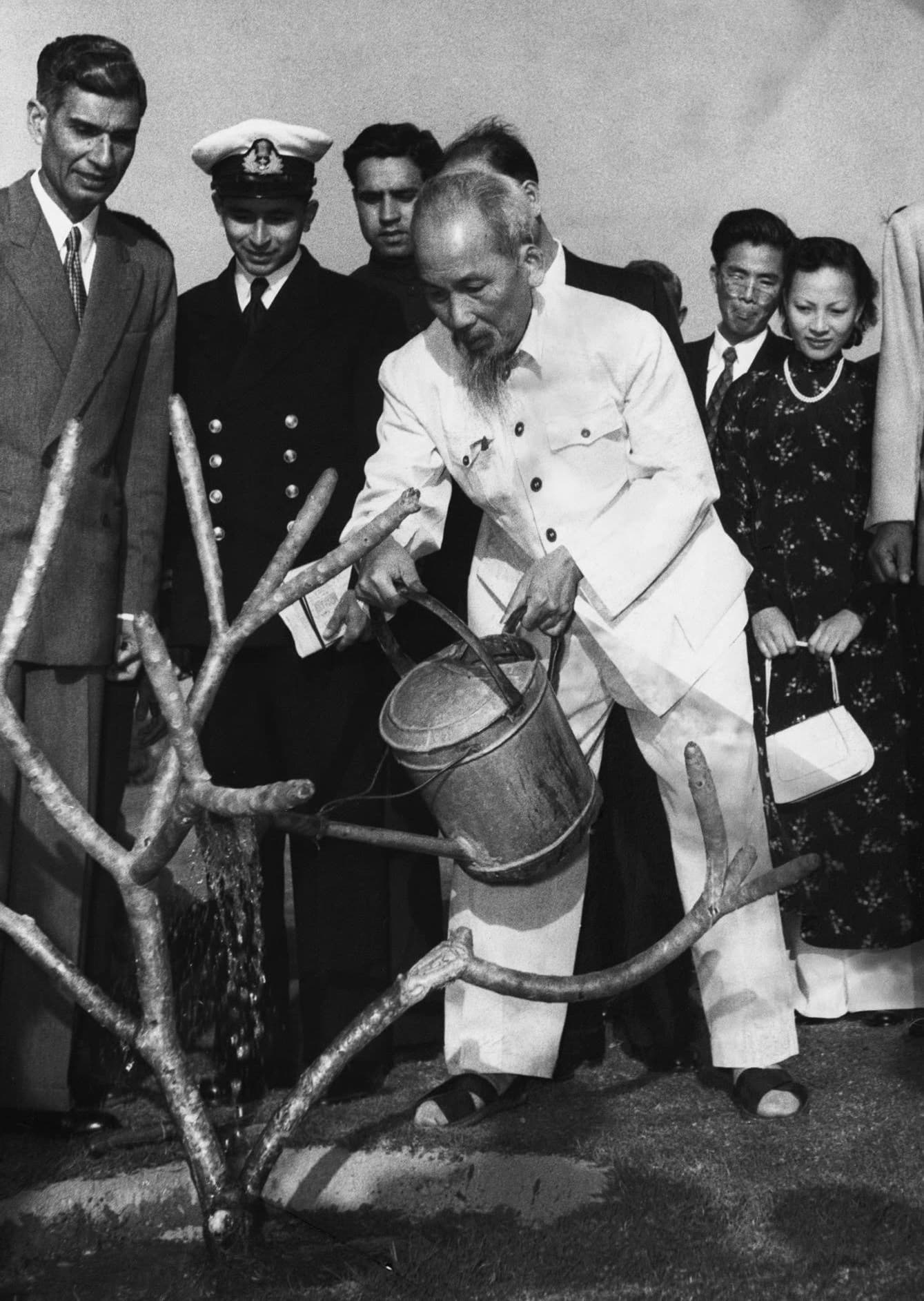 Với người dân Ấn Độ, hình ảnh Việt Nam luôn gắn với Hồ Chủ tịch!