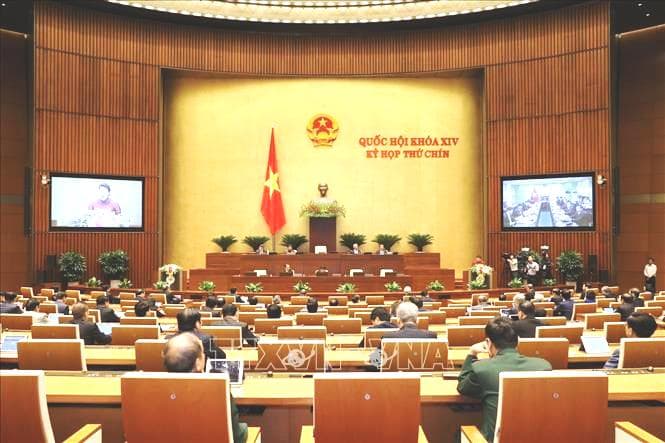 Khai mạc trọng thể Kỳ họp thứ chín, Quốc hội khóa XIV