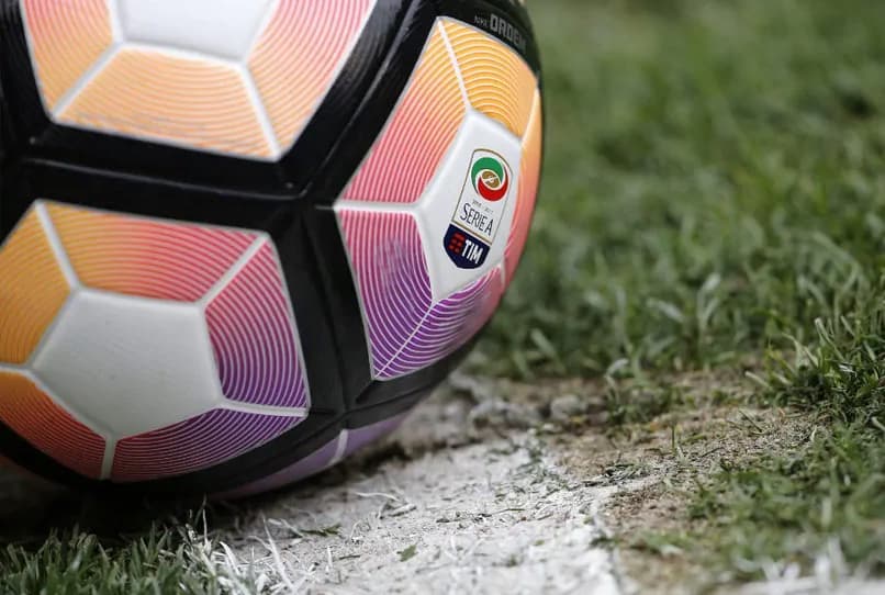 Italy ra hạn chót cho Serie A mùa giải 2019-2020