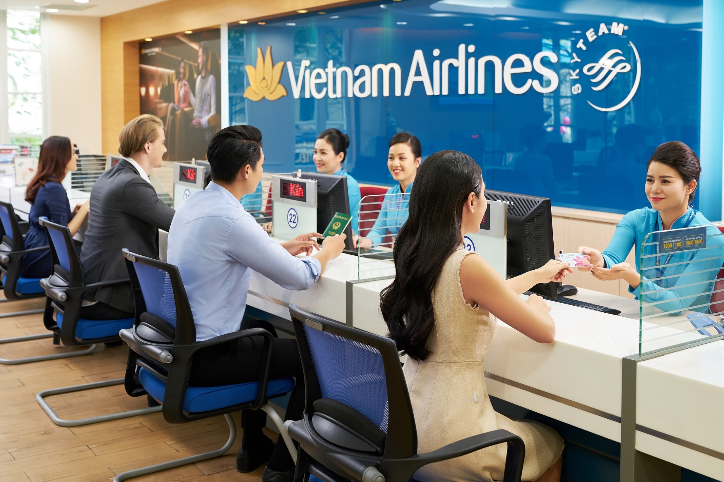 Vietnam Airlines ưu đãi “mua 1 tặng 1” và giảm 25% giá vé máy bay nhân dịp sinh nhật