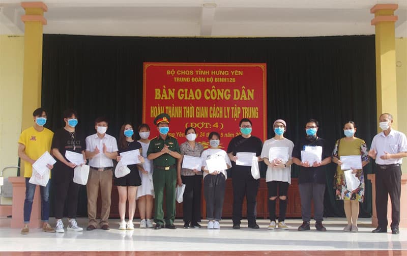 Tỉnh Hưng Yên bàn giao 142 công dân hoàn thành thời gian cách ly
