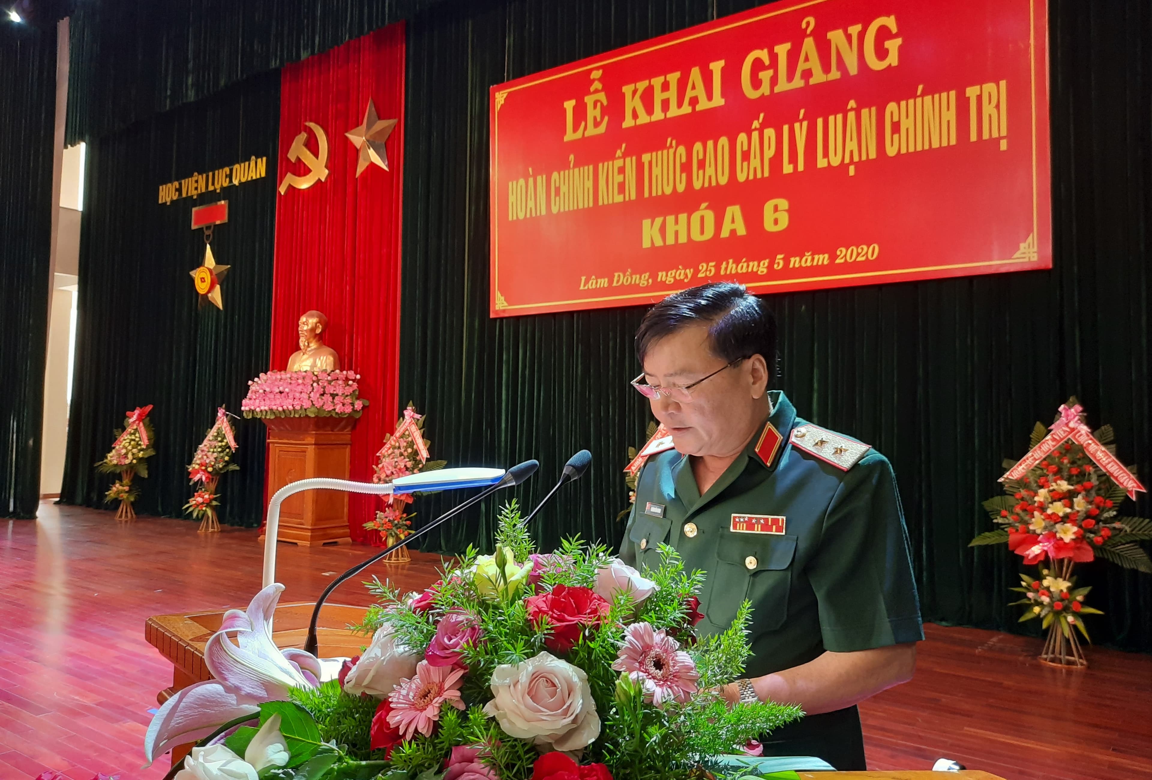 Học viện Lục quân khai giảng Lớp hoàn chỉnh cao cấp lý luận chính trị khóa 6