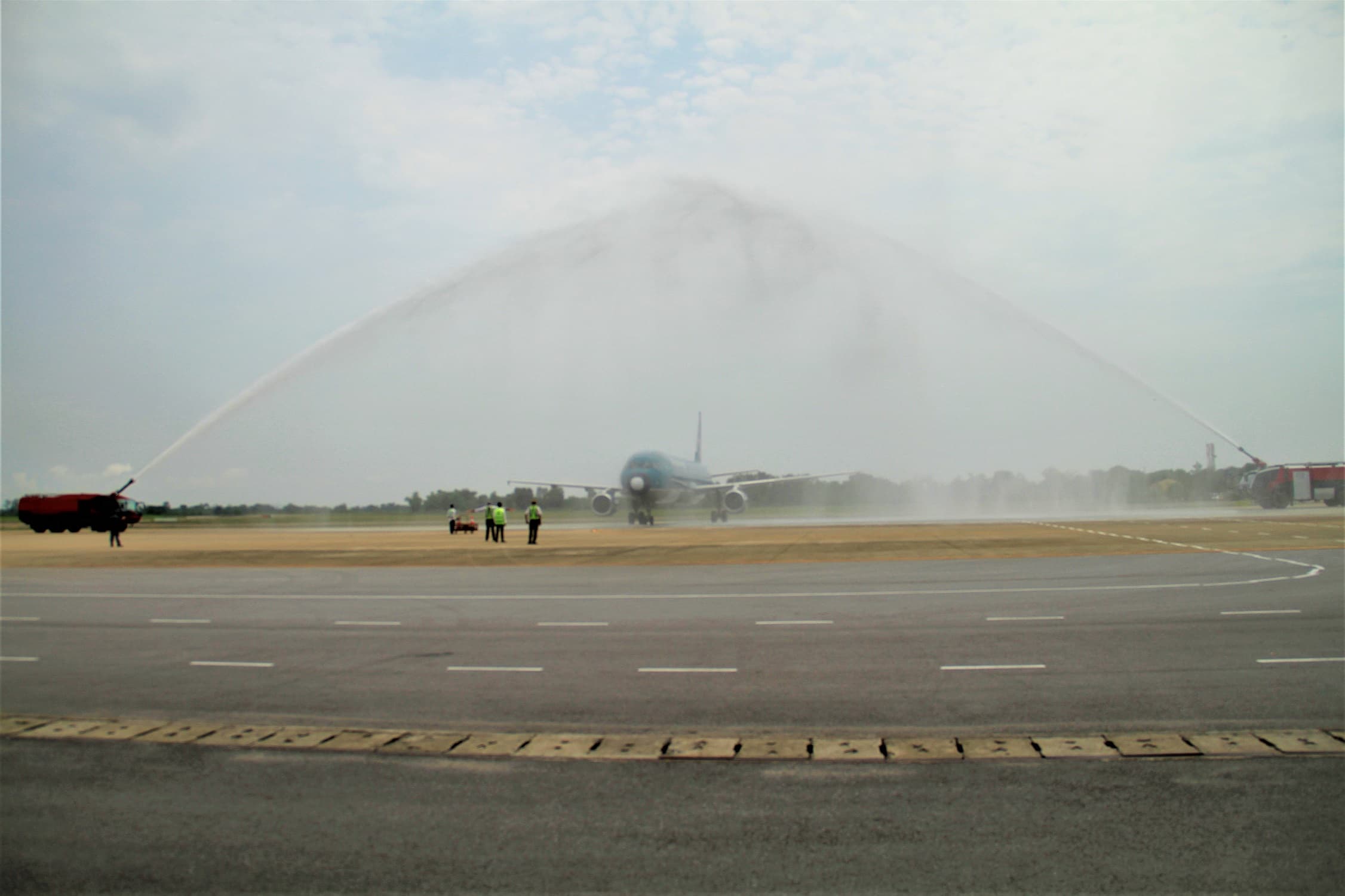 Vietnam Airlines khai trương đường bay Thanh Hóa-Buôn Ma Thuột