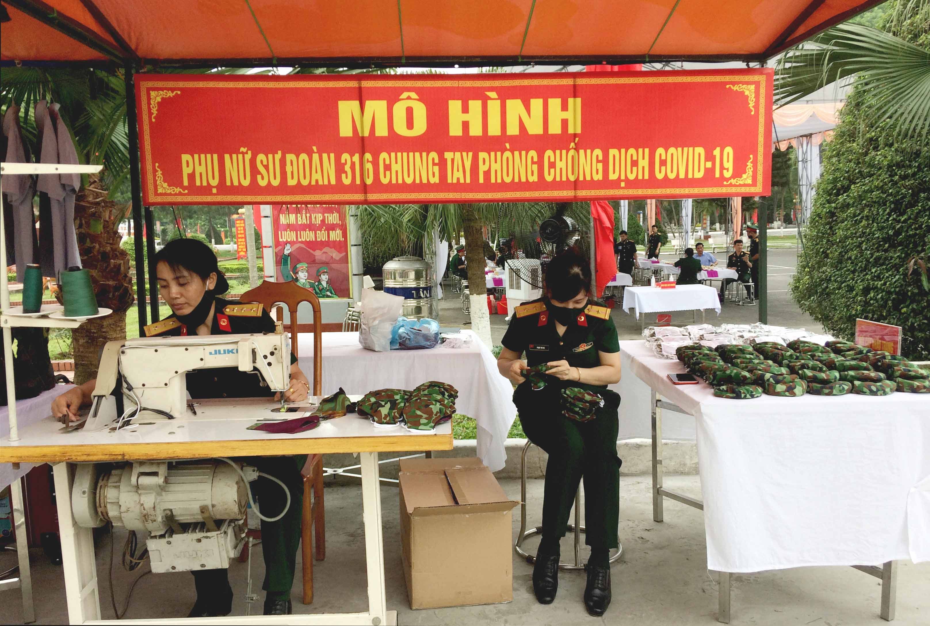 Những chiếc khẩu trang "made in 316"
