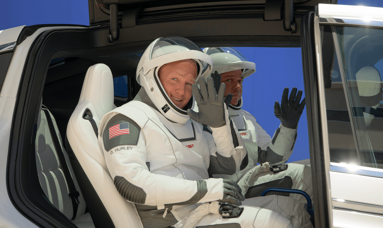 Vì sao phóng tàu Crew Dragon của SpaceX lên ISS mang tính lịch sử?