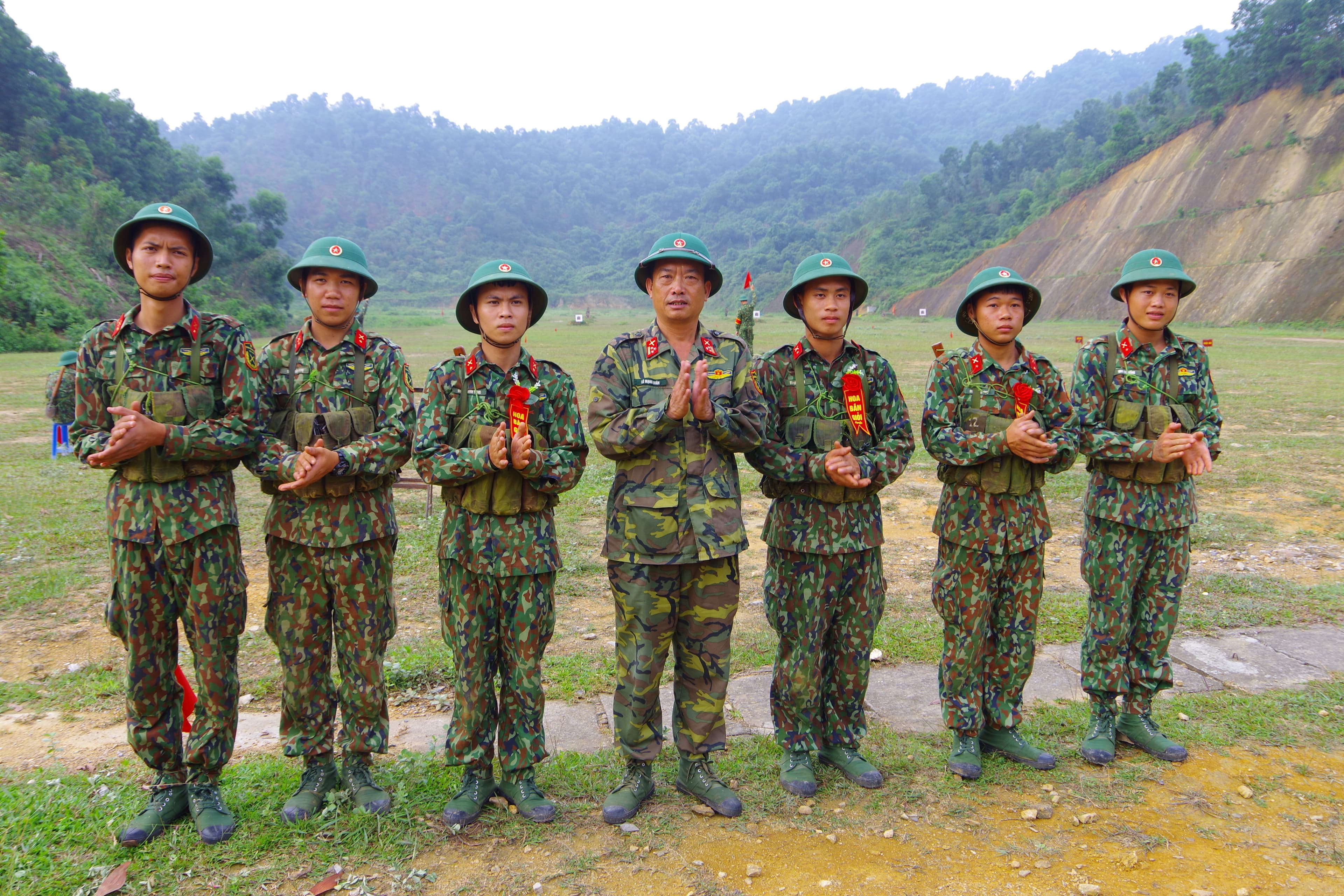 Niềm vui hoa bắn giỏi