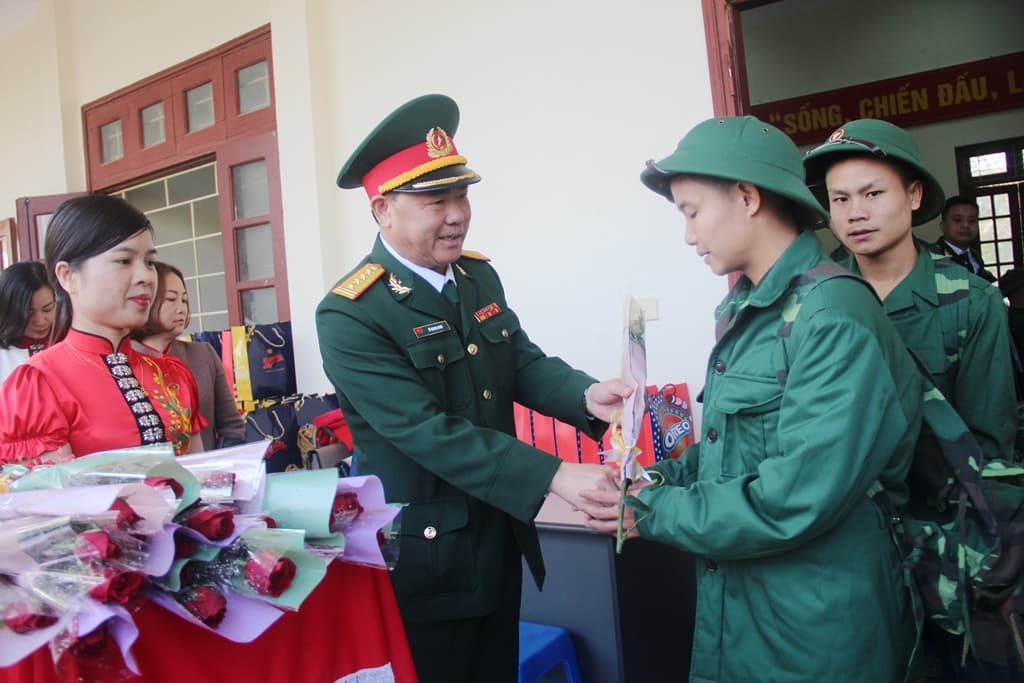 Lãnh đạo sâu sát, chủ động tham mưu công tác quân sự, quốc phòng