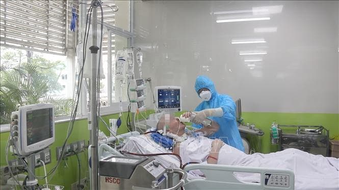 Bệnh nhân phi công người Anh đã tỉnh táo hoàn toàn