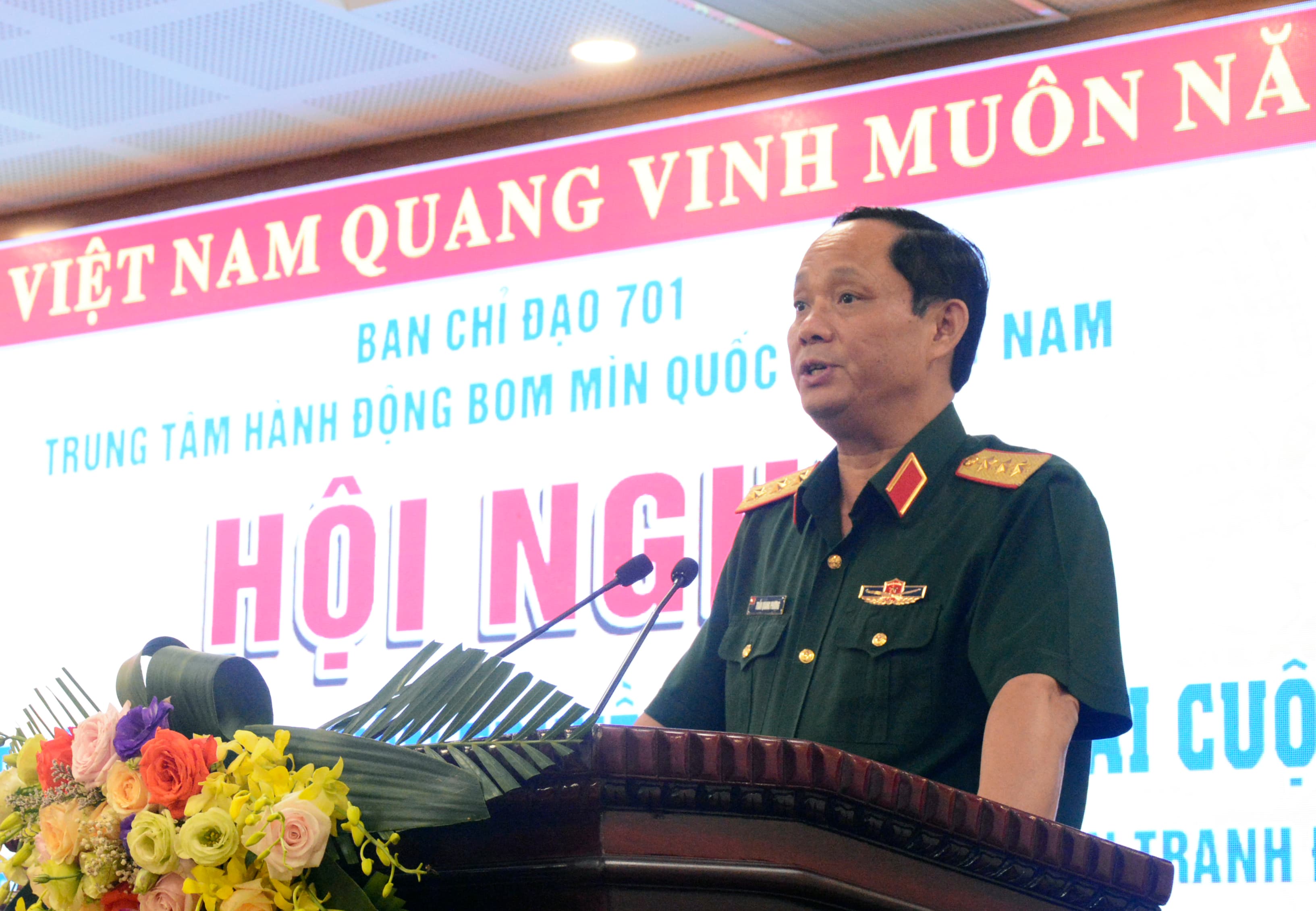 Trao giải Cuộc thi “Nâng cao nhận thức phòng tránh tai nạn bom mìn, vật nổ do chiến tranh để lại ở Việt Nam”