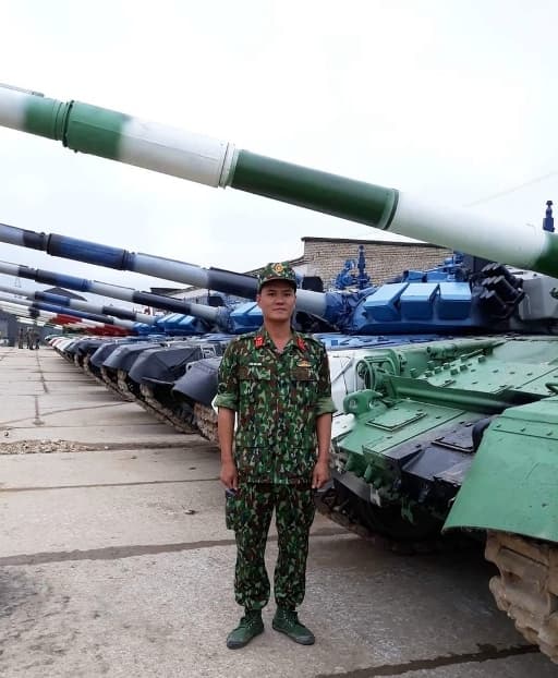 Nhân viên toàn năng