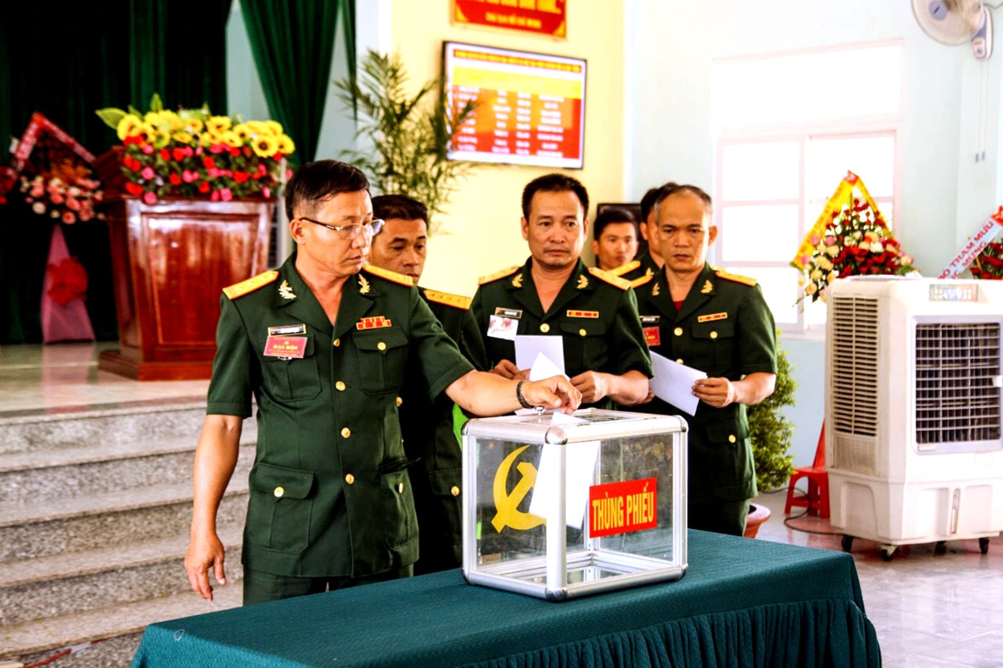 Nhiều giải pháp sáng tạo, thiết thực trong lãnh đạo xây dựng Đảng
