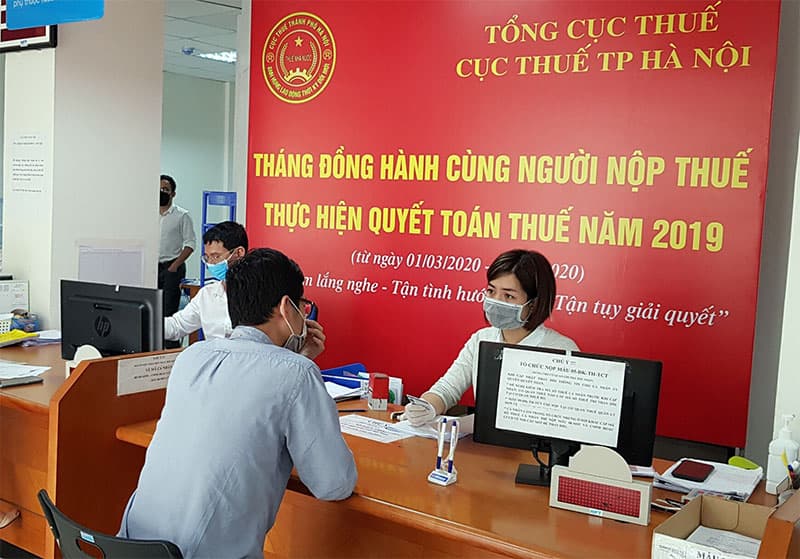 Phấn đấu hoàn thành mục tiêu thu ngân sách nhà nước