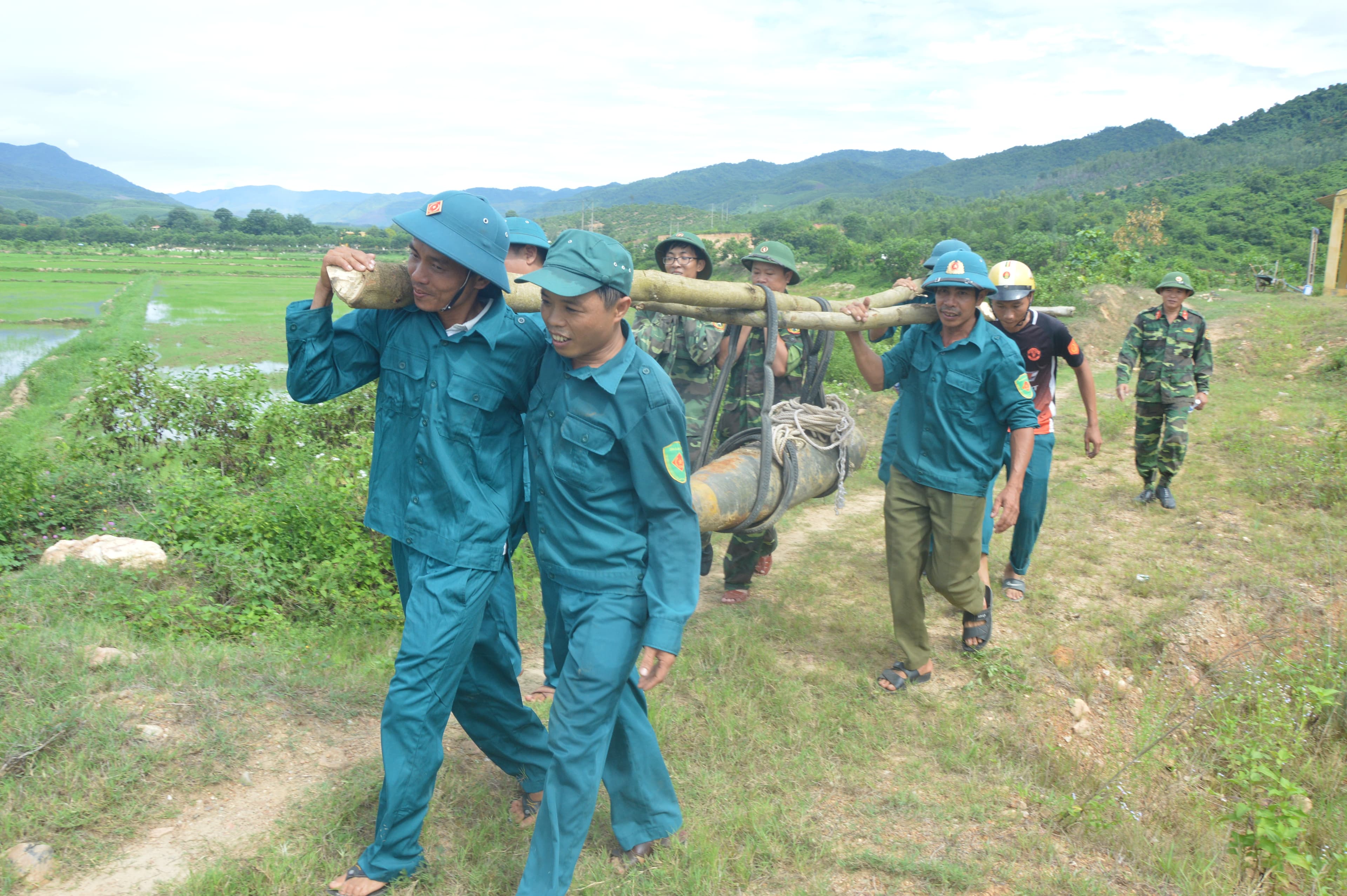 Hủy nổ thành công quả bom nặng gần 350kg