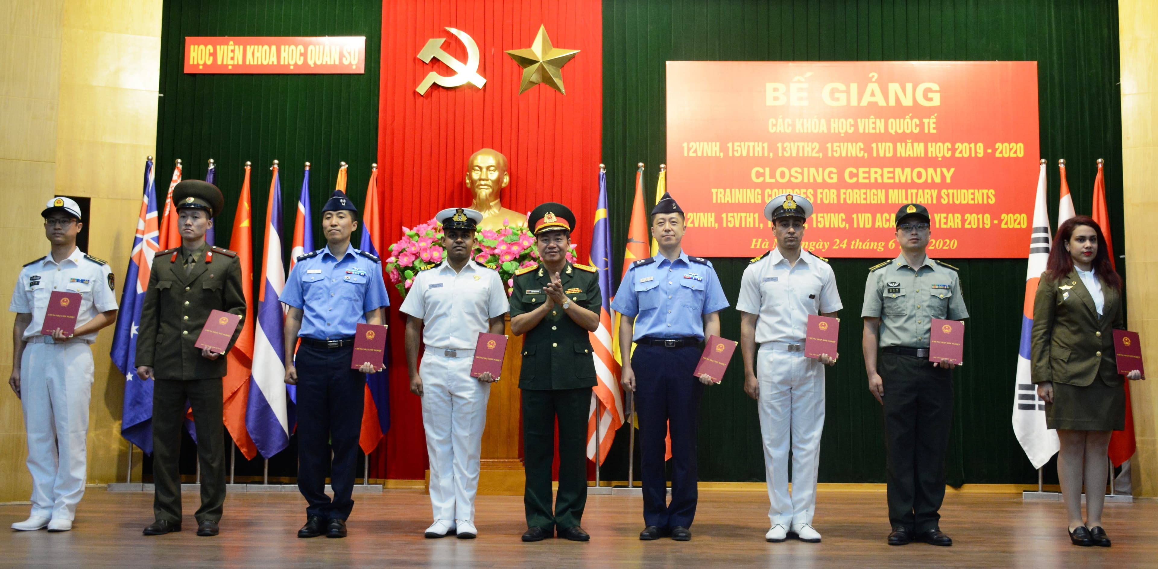 Học viện Khoa học Quân sự bế giảng các khóa học viên quốc tế năm học 2019-2020
