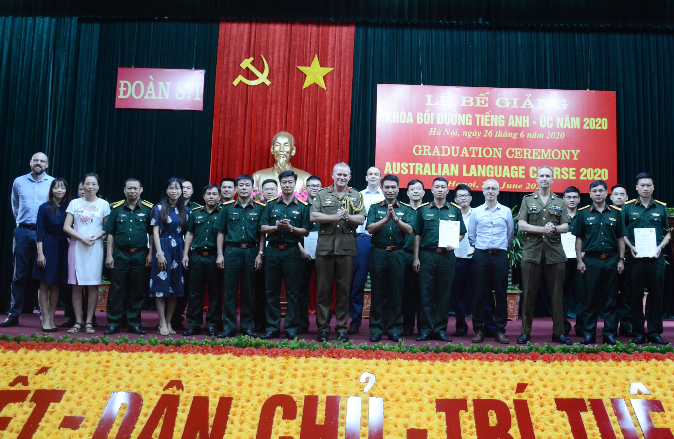 Bế giảng khóa bồi dưỡng tiếng Anh - Úc năm 2020