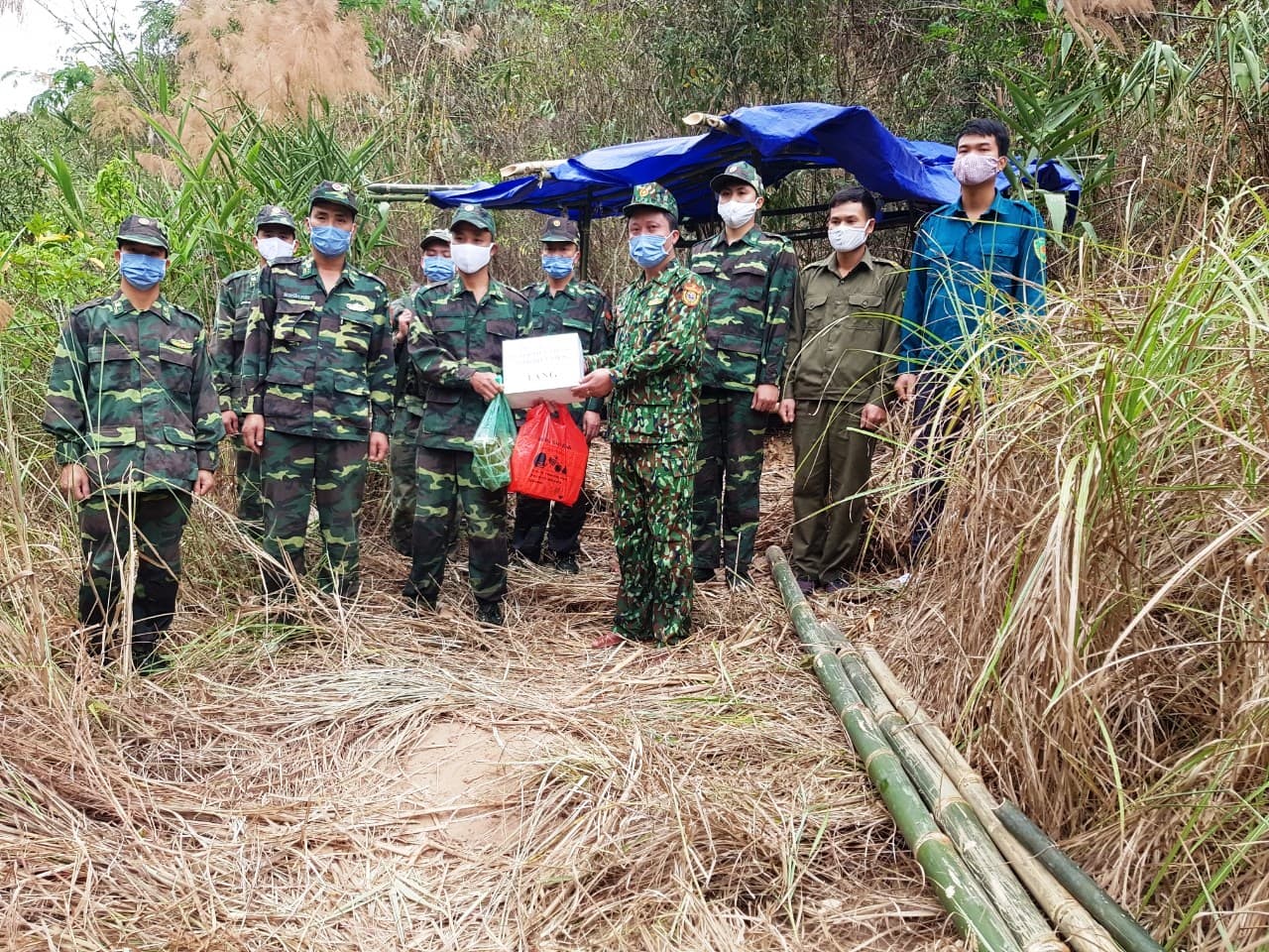 Kiên cường bám chốt nơi biên thùy