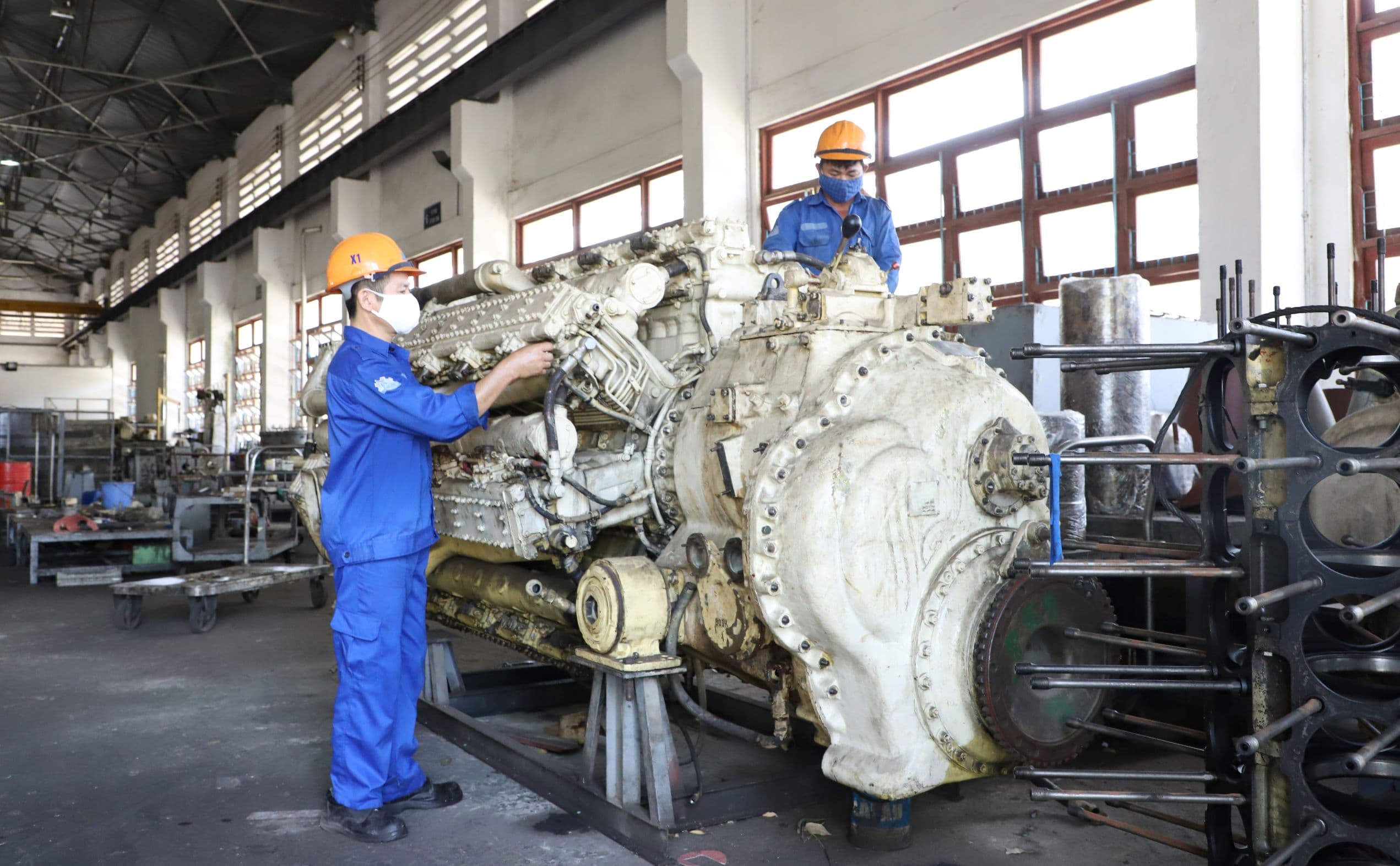 Làm chủ công nghệ sửa chữa tàu hải quân