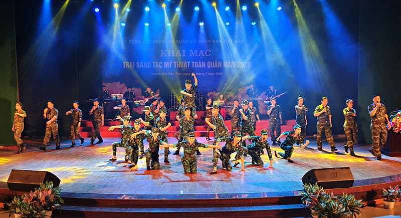 Khai mạc Trại sáng tác mỹ thuật toàn quân tại TP Cần Thơ