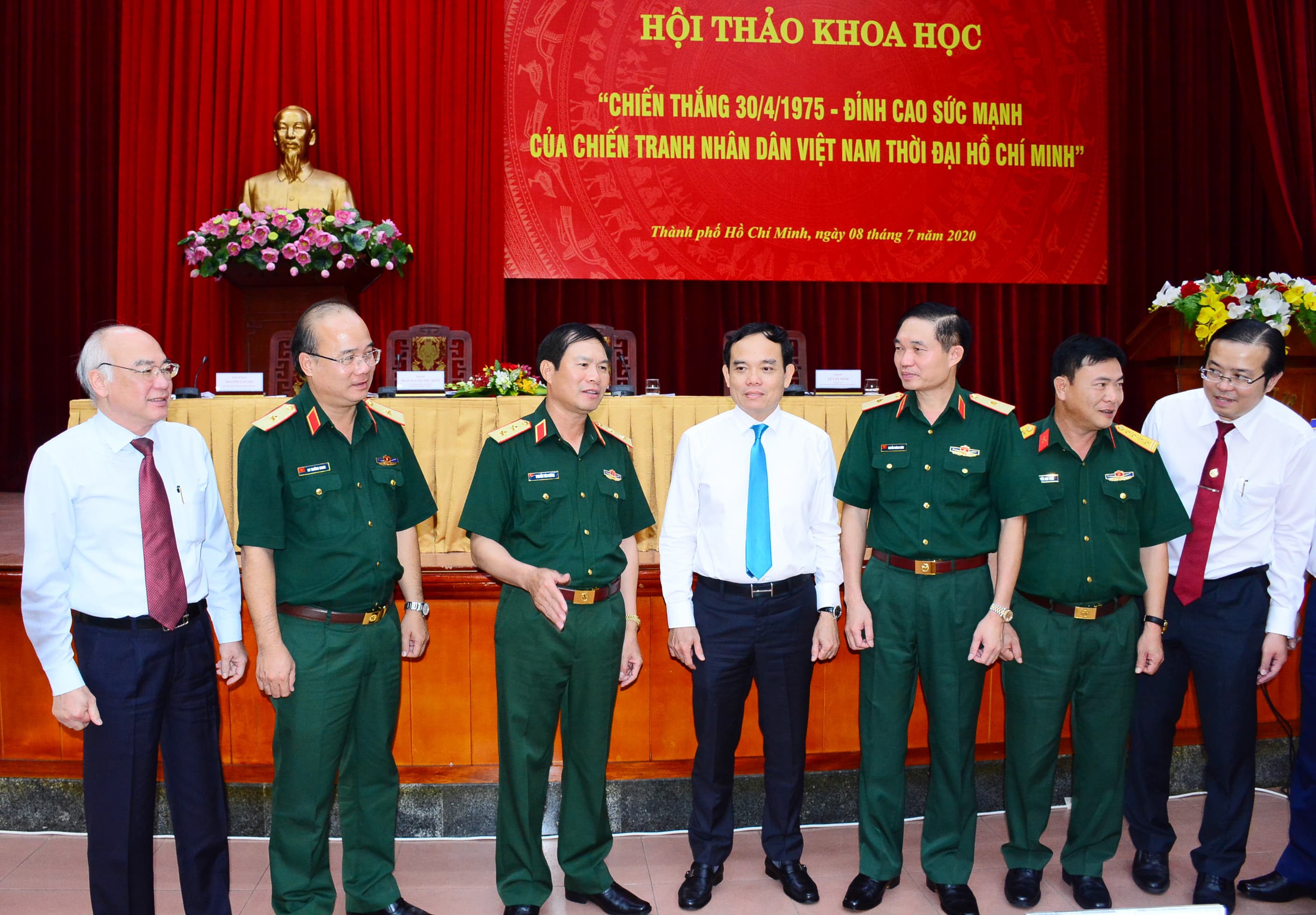 Đỉnh cao sức mạnh của chiến tranh nhân dân Việt Nam thời đại Hồ Chí Minh