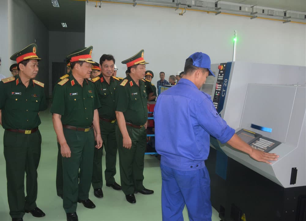 Tiếp tục đẩy nhanh tiến độ hoàn thành các dự án trọng điểm