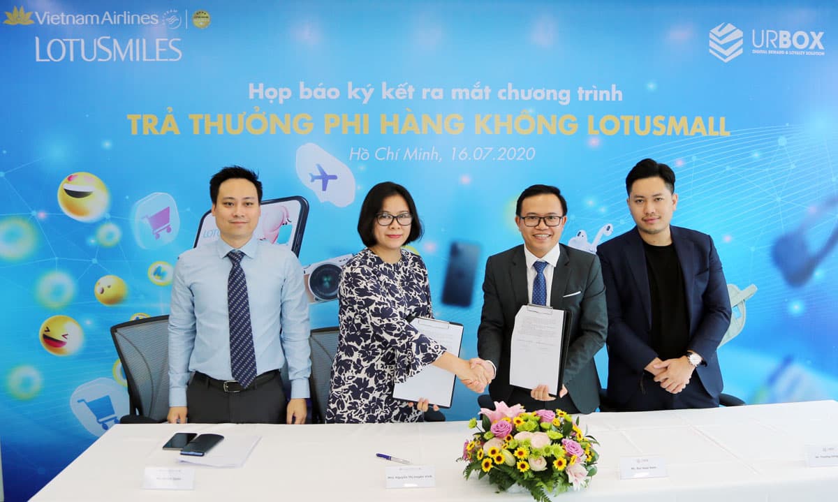 Vietnam Airlines ra mắt chương trình trả thưởng phi hàng không LotusMall