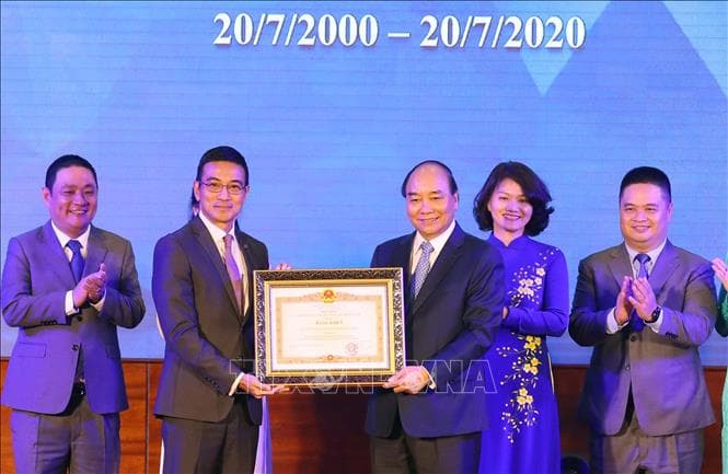 Thủ tướng Nguyễn Xuân Phúc dự Lễ kỷ niệm 20 năm hoạt động thị trường chứng khoán Việt Nam