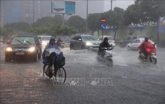 Chiều tối và đêm 1-8, mưa to và dông bao trùm các khu vực